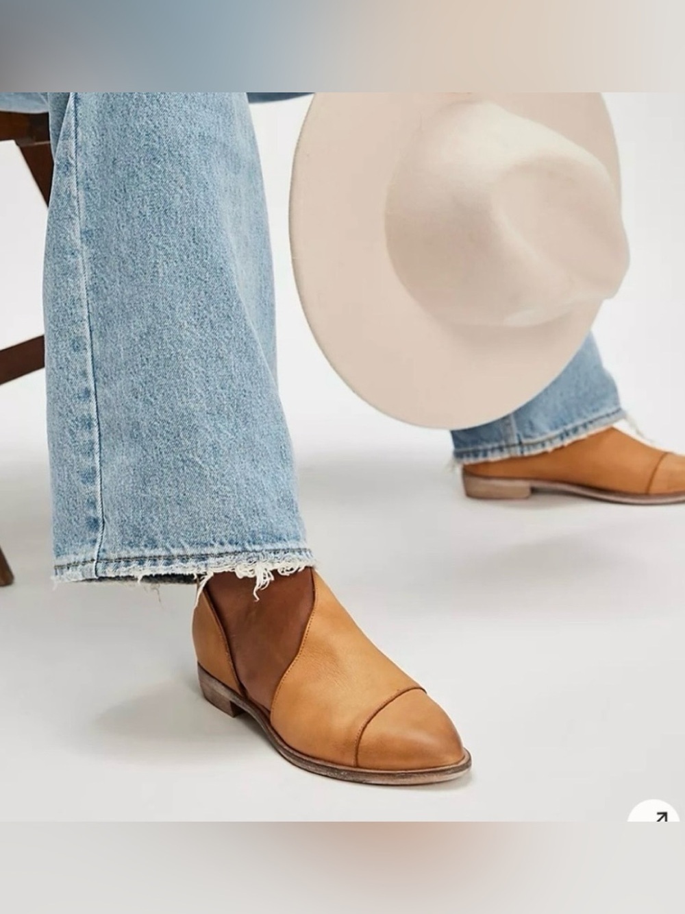 Free People Royale Flat Leather Shoes Tan Pointed toe Size 39.5 / 9-9.5